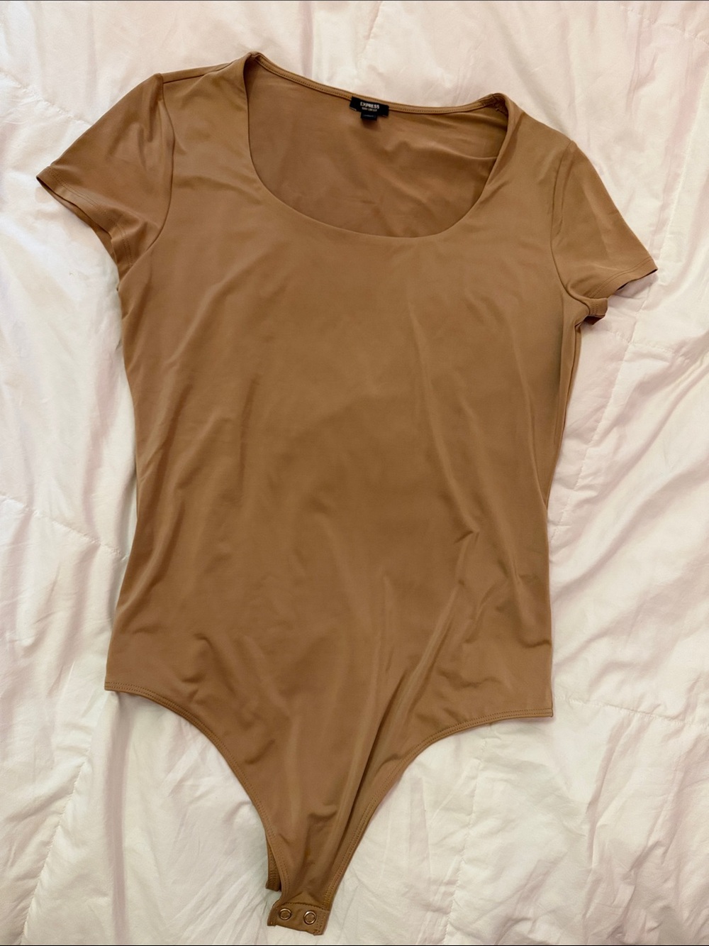 Express Basic Scoop Neck Bodysuit in Camel